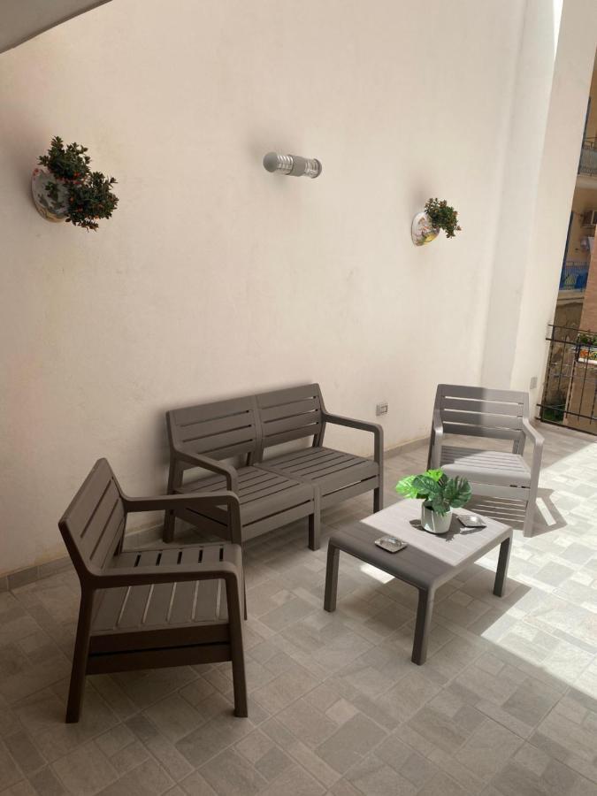 I Parrini Bed & Breakfast Porto Empedocle Bagian luar foto