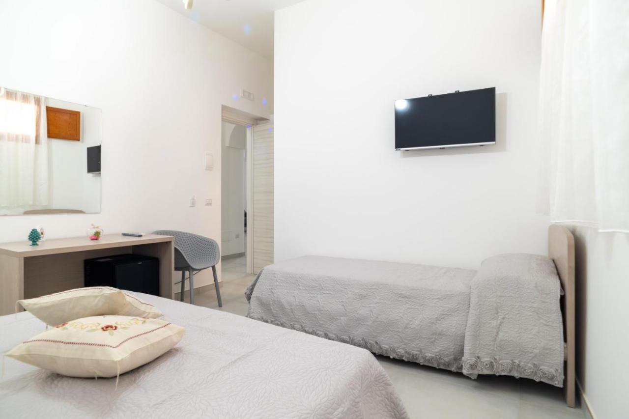 I Parrini Bed & Breakfast Porto Empedocle Bagian luar foto