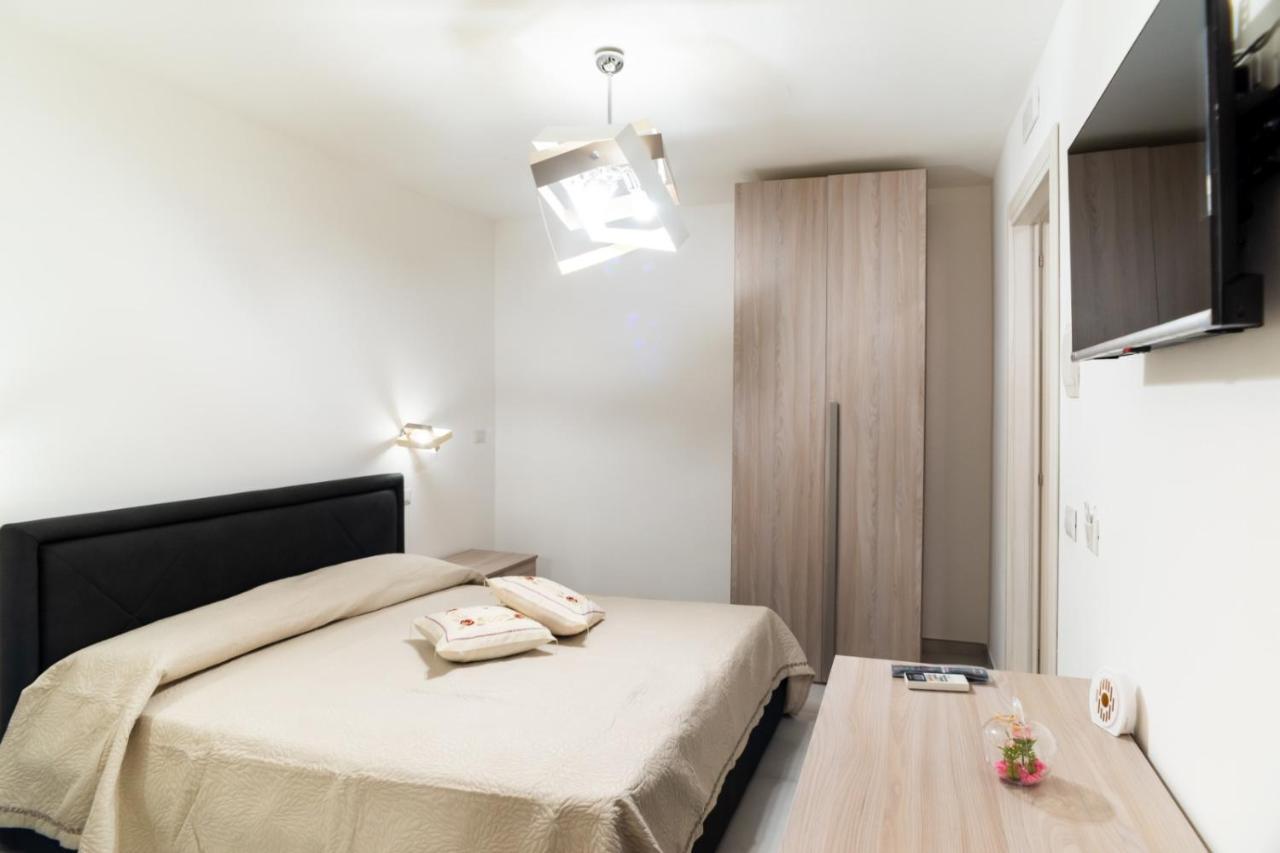 I Parrini Bed & Breakfast Porto Empedocle Bagian luar foto