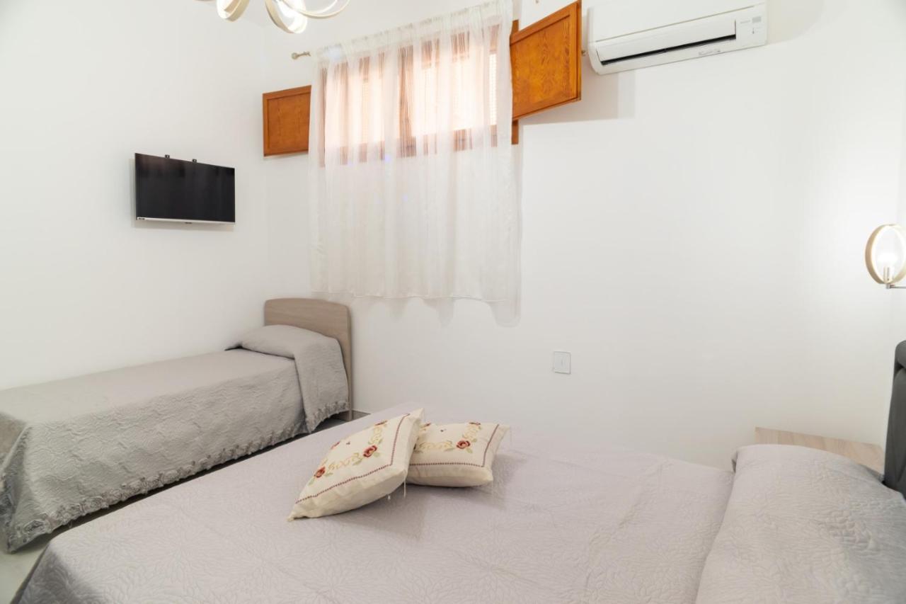 I Parrini Bed & Breakfast Porto Empedocle Bagian luar foto