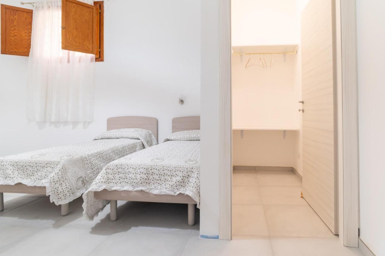 I Parrini Bed & Breakfast Porto Empedocle Bagian luar foto